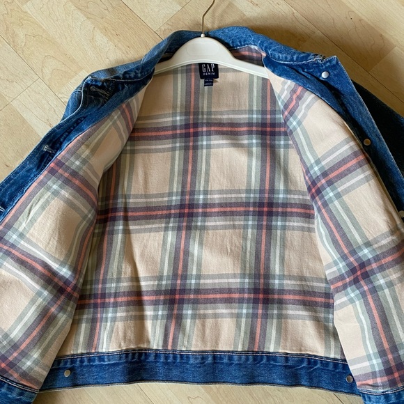 GAP Flannel Lined Jean Jacket New - Picture 2 of 6